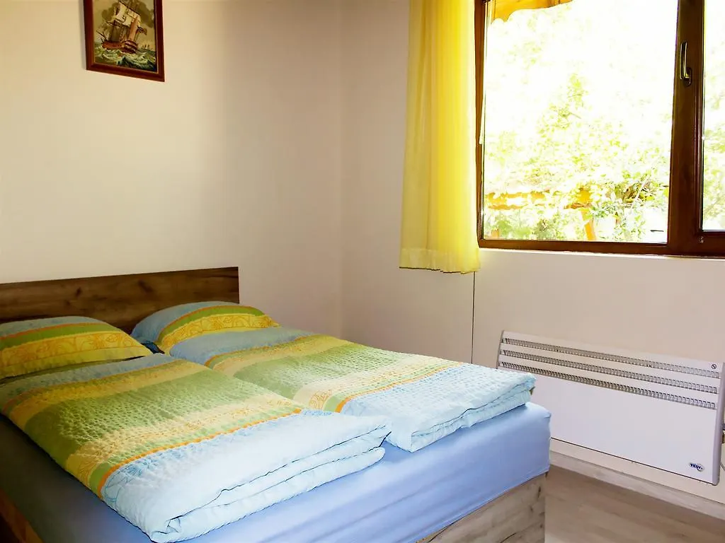 Rooms for Rent - Villa Desi Varna